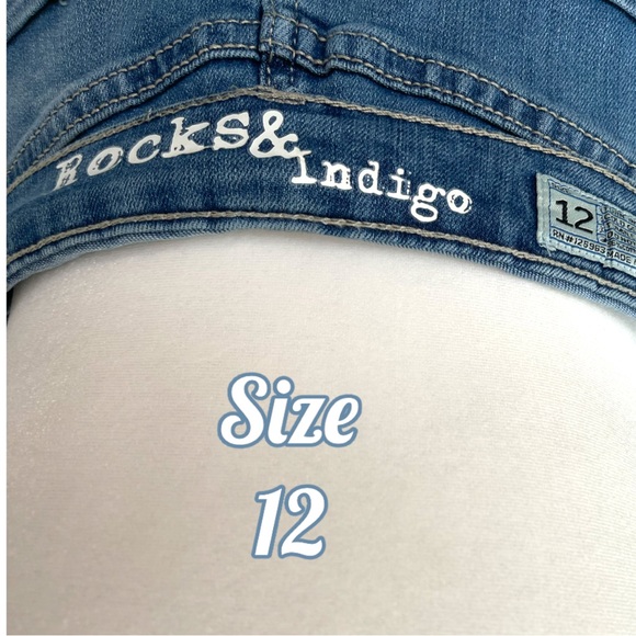 Rocks & Indigo Frayed Hem Skirt - Picture 5 of 6